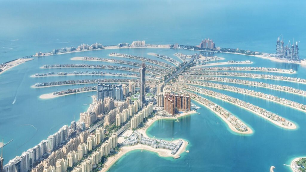 Palm Jumeirah Tourist Attractions in Dubai