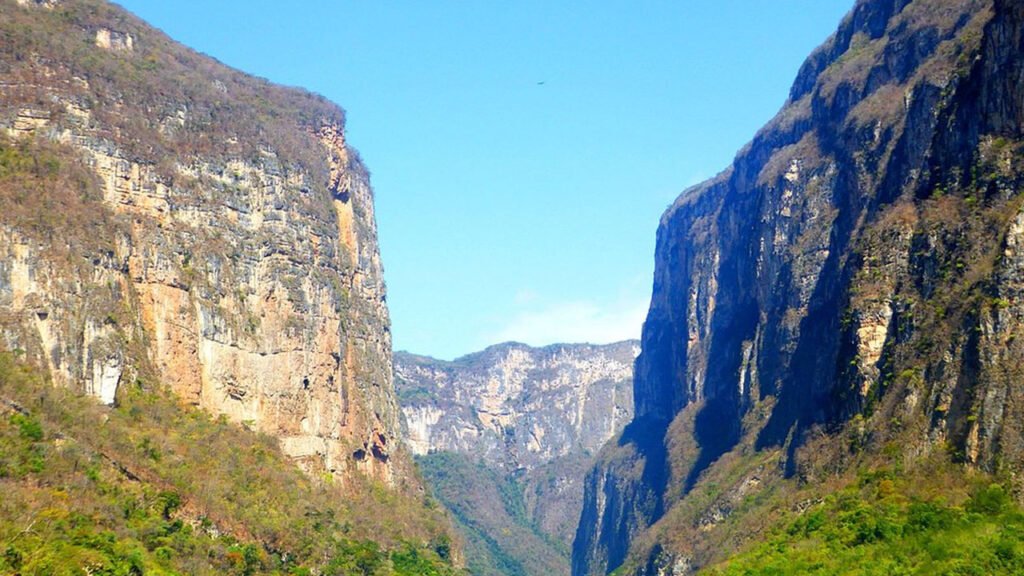 sumidero canyon Tourist Attractions in Mexico