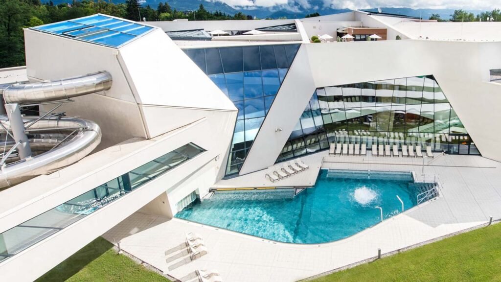 Karnten Therme Warmbad-Villach Tourist Attractions in Austria